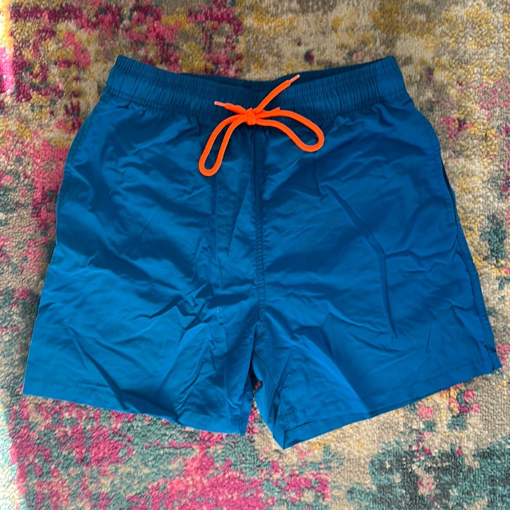 Men’s swim trunks